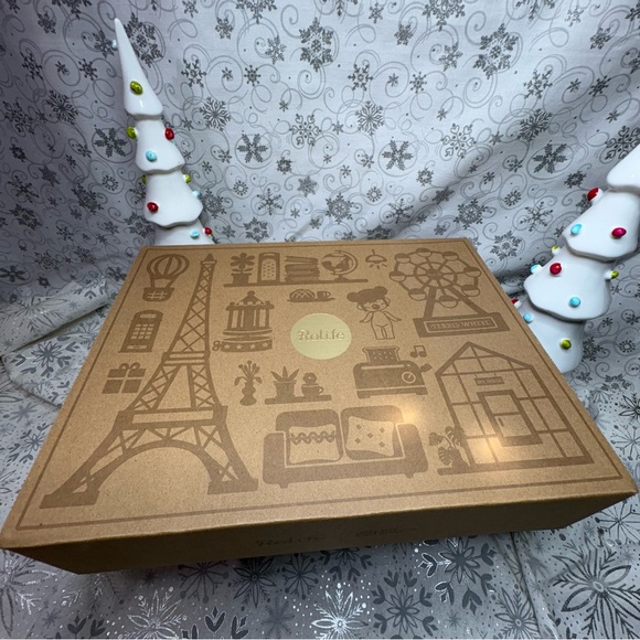 Rolife DIY Miniature House - Becka's Baking House DG161 Christmas Stocking Stuff - Picture 9 of 12